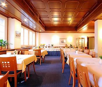 Muenchnerhof Otel 2*