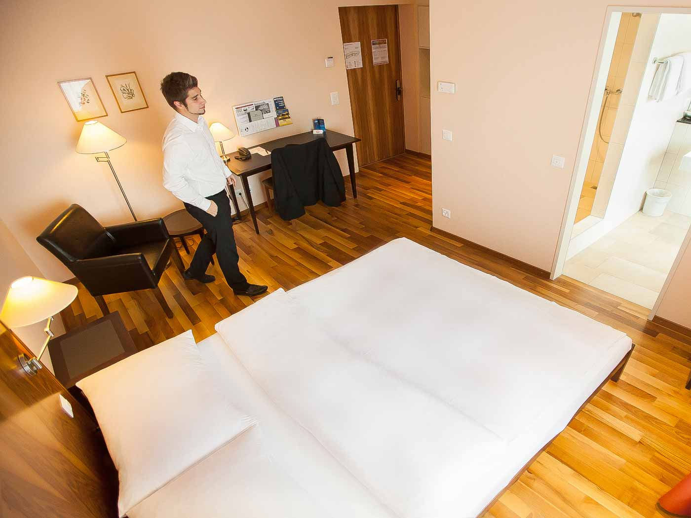 Schweizerhof Hotel 3*