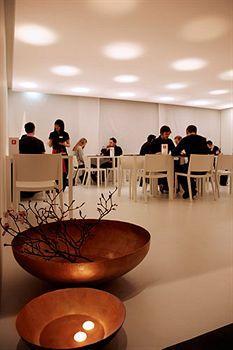 Royal - Urban Living Otel 4*