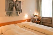 Otel Muenchnerhof 2*