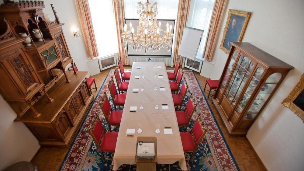 Hotel Schweizerhof 3*
