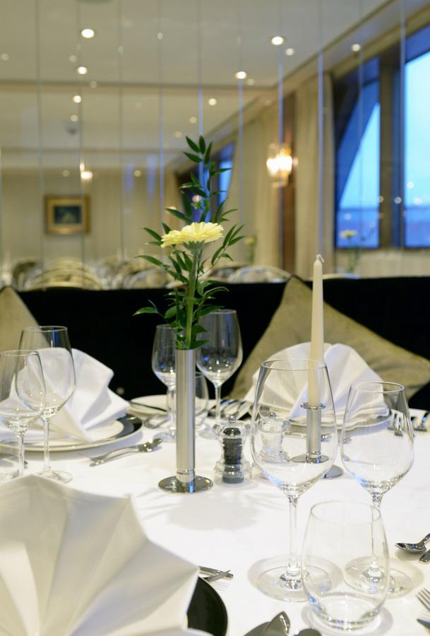 Botel Hotelschiff Ms Jane Austen 5*