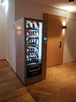 Hotel East West 3*
