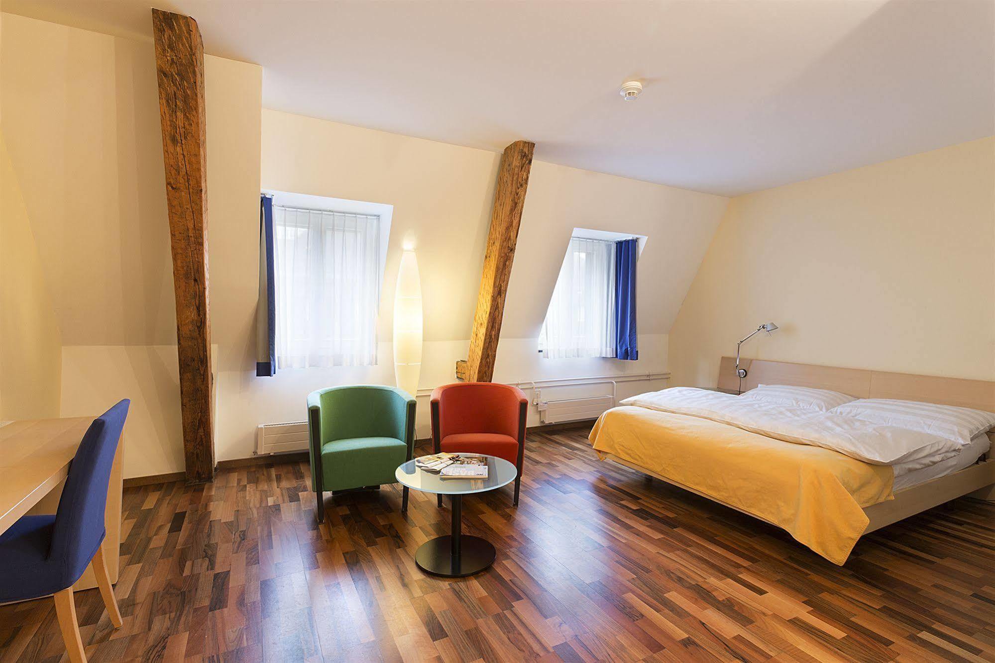 Royal - Urban Living 4*