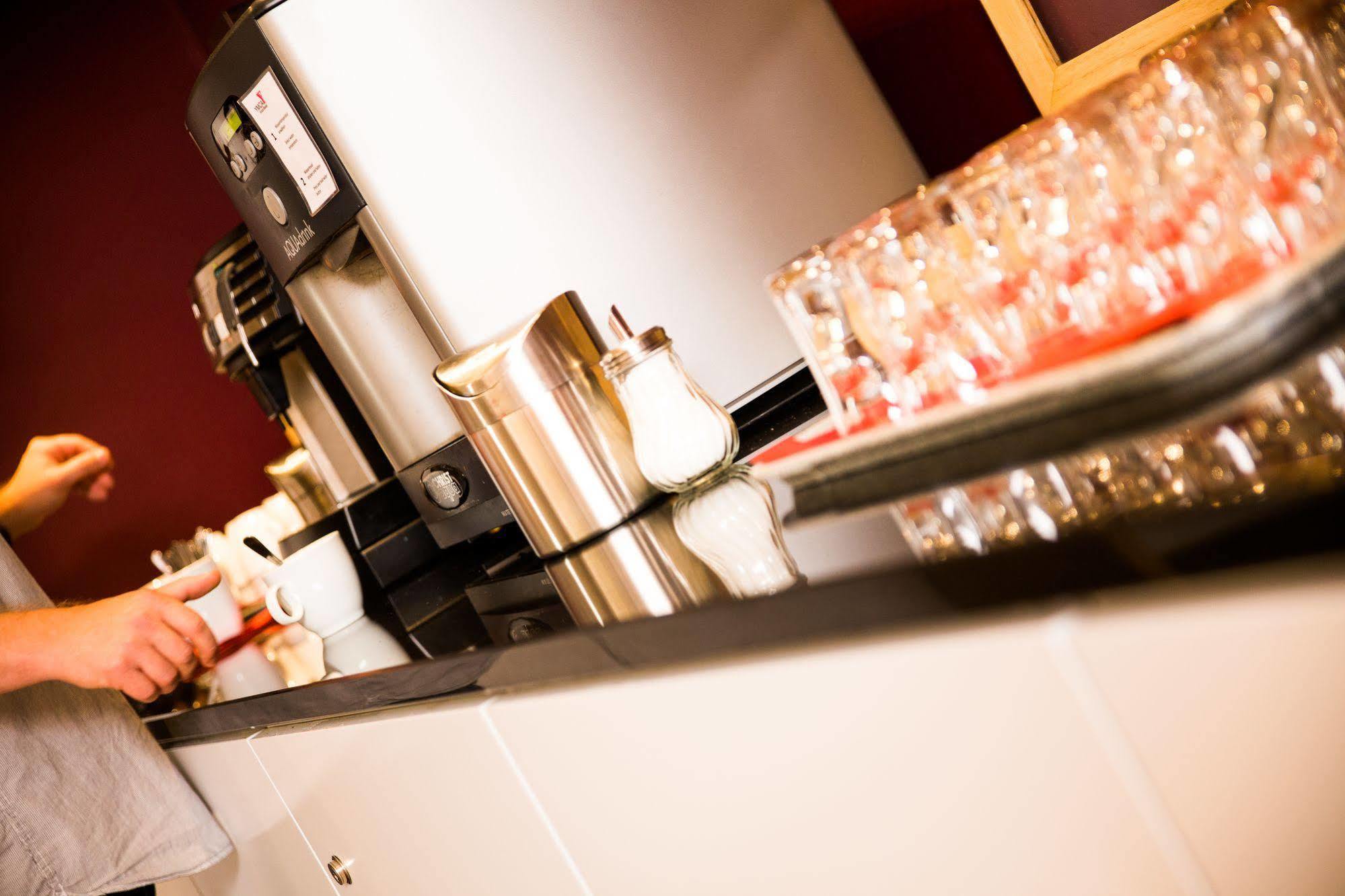 Hyve Lifestyle Apartments Basel City Apartment