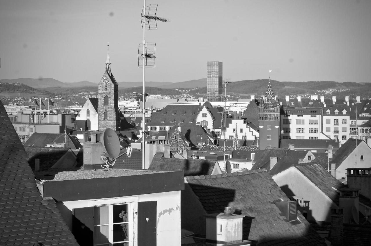 In Swiss Spalenberg University Loft Basel