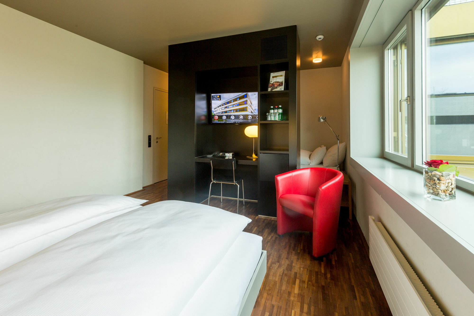 Dasbreitehotel Am Rhein Hotel