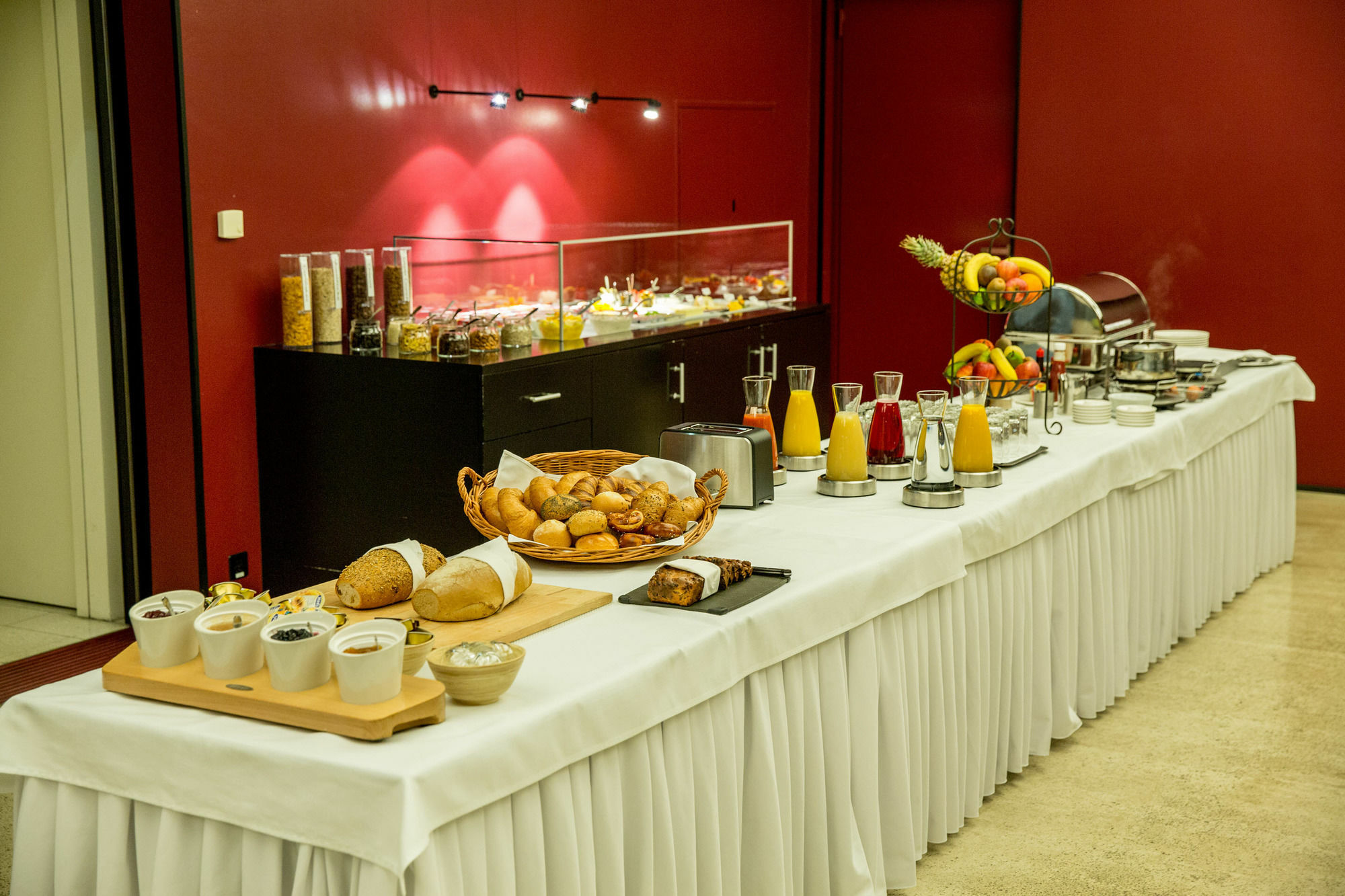 Dasbreitehotel Am Rhein 3* Bazel