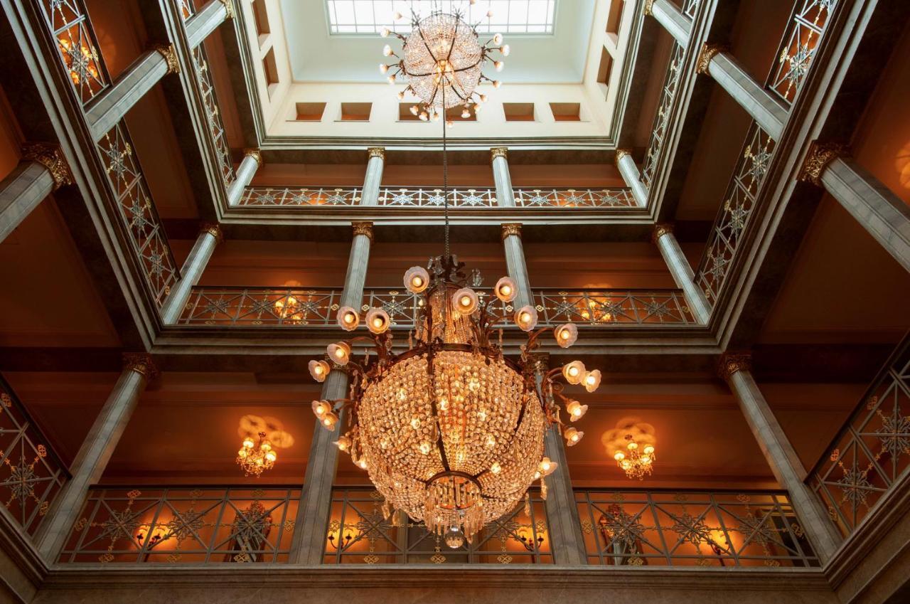 Grand Les Trois Rois 5* Basel