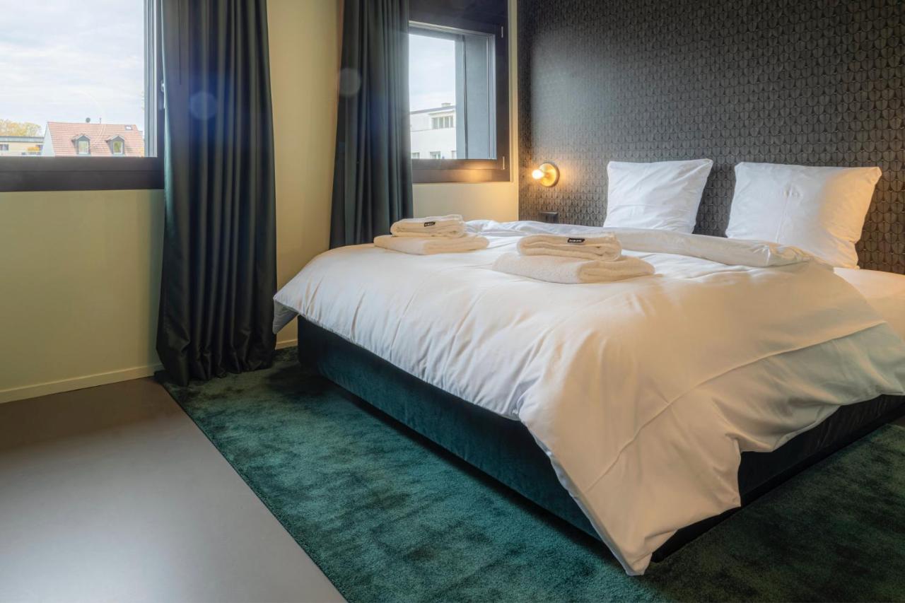 Bloom Boutique & Lounge Hotel *