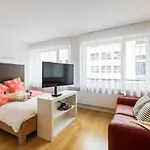 Nest - Steinentorstrasse 8