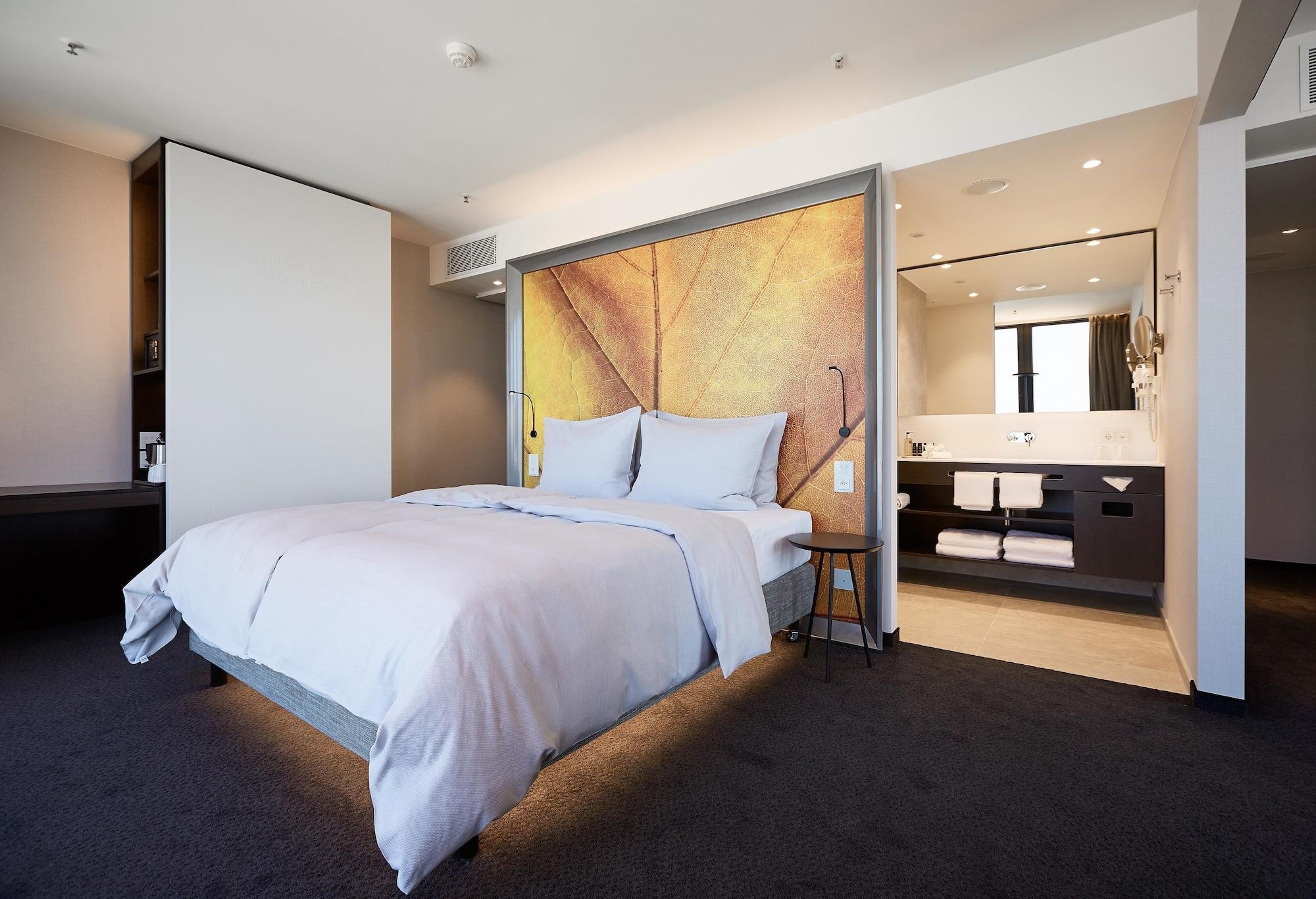 Hyperion Otel 4*