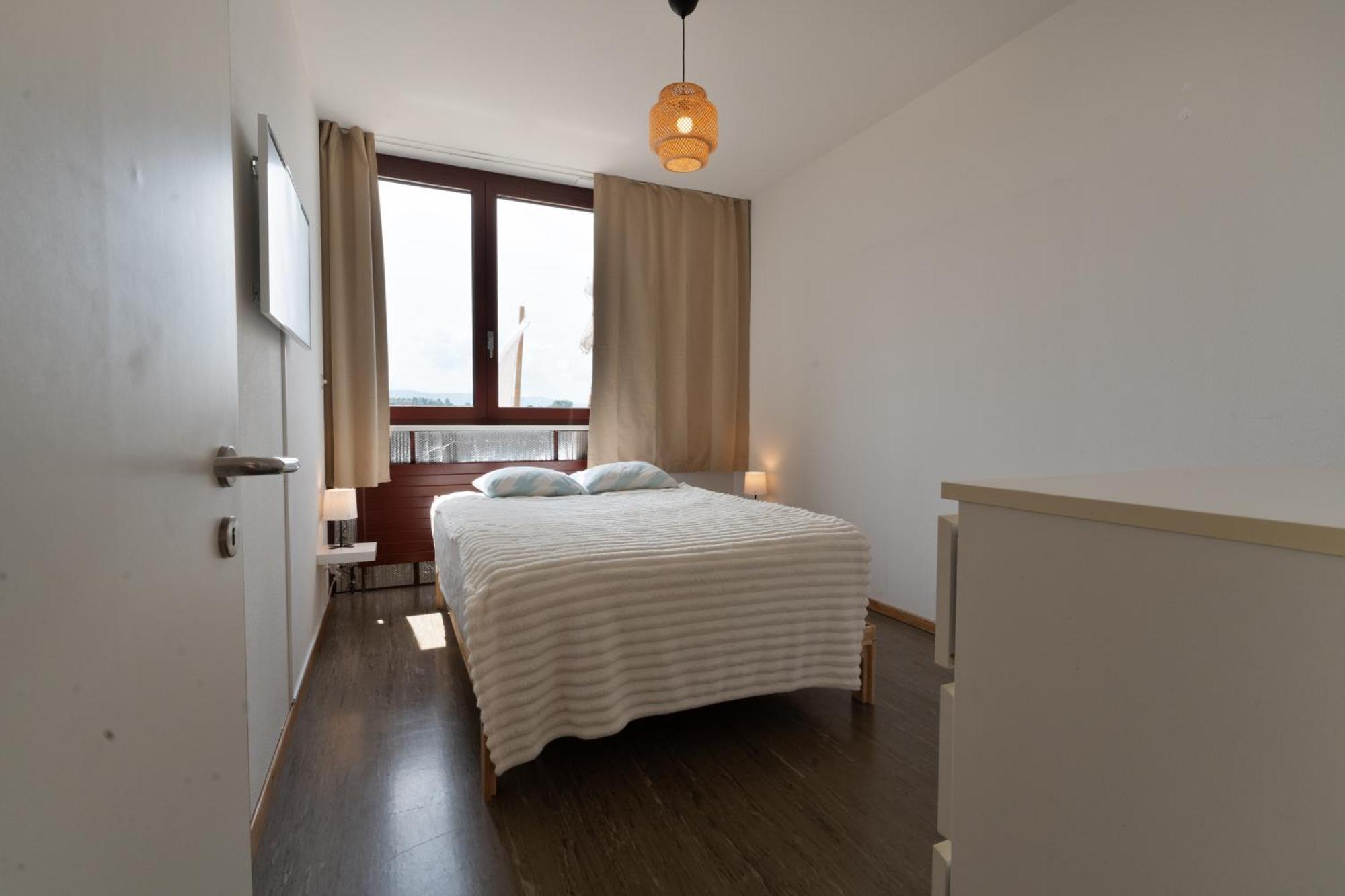 Apartment Penthouse Rooftop Loft, 190sq, Panorama View, 1min To Main Station- 5min To *