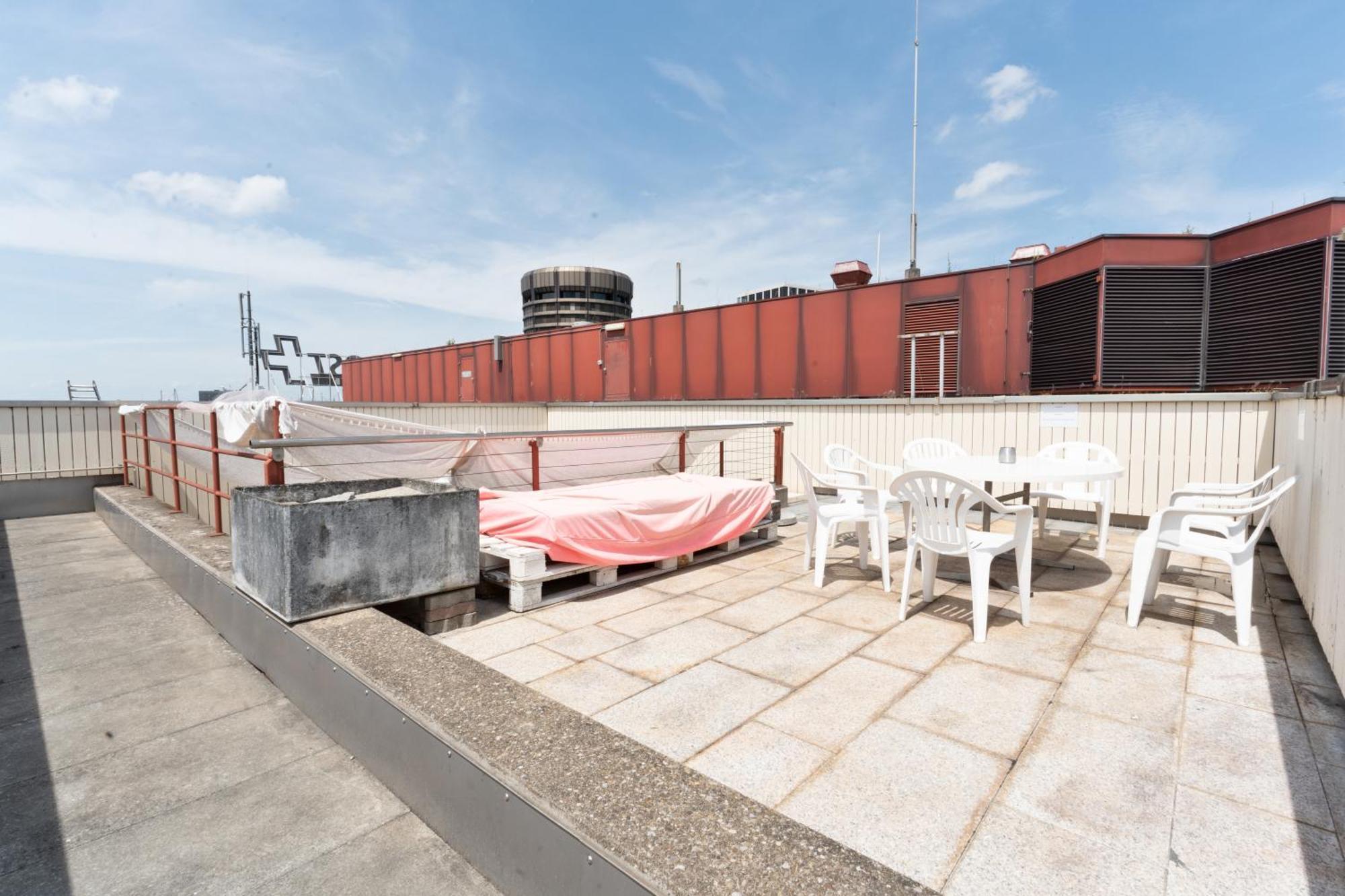 Penthouse Rooftop Loft, 190sq, Panorama View, 1min To Main Station- 5min To *