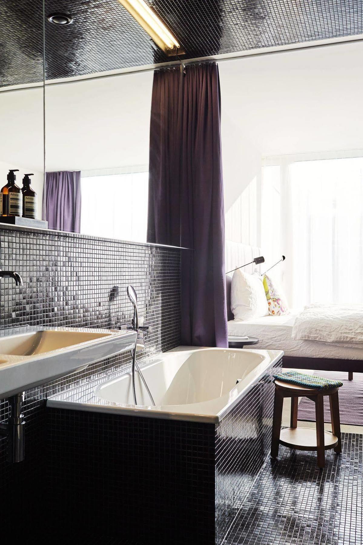 Nomad Design & Lifestyle Hotel 4*