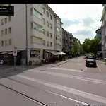 Modern 100M2, Treadmill Yoga Matts, 2 Balconies 5Min To Main Station - 10Min To City
