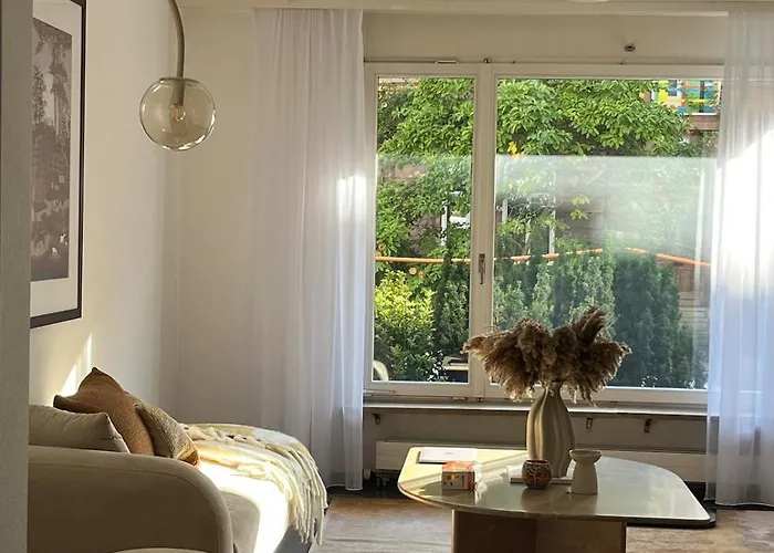 Cozy Central Apartment