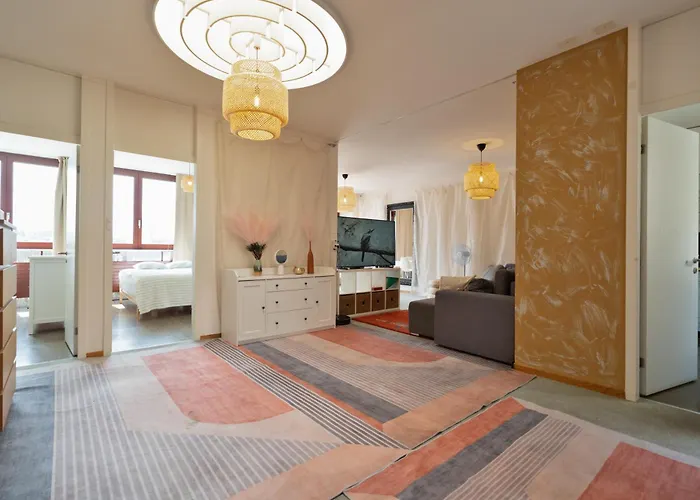 Penthouse Rooftop Loft, 190Sq, Panorama View, 1Min To Main Station- 5Min To City