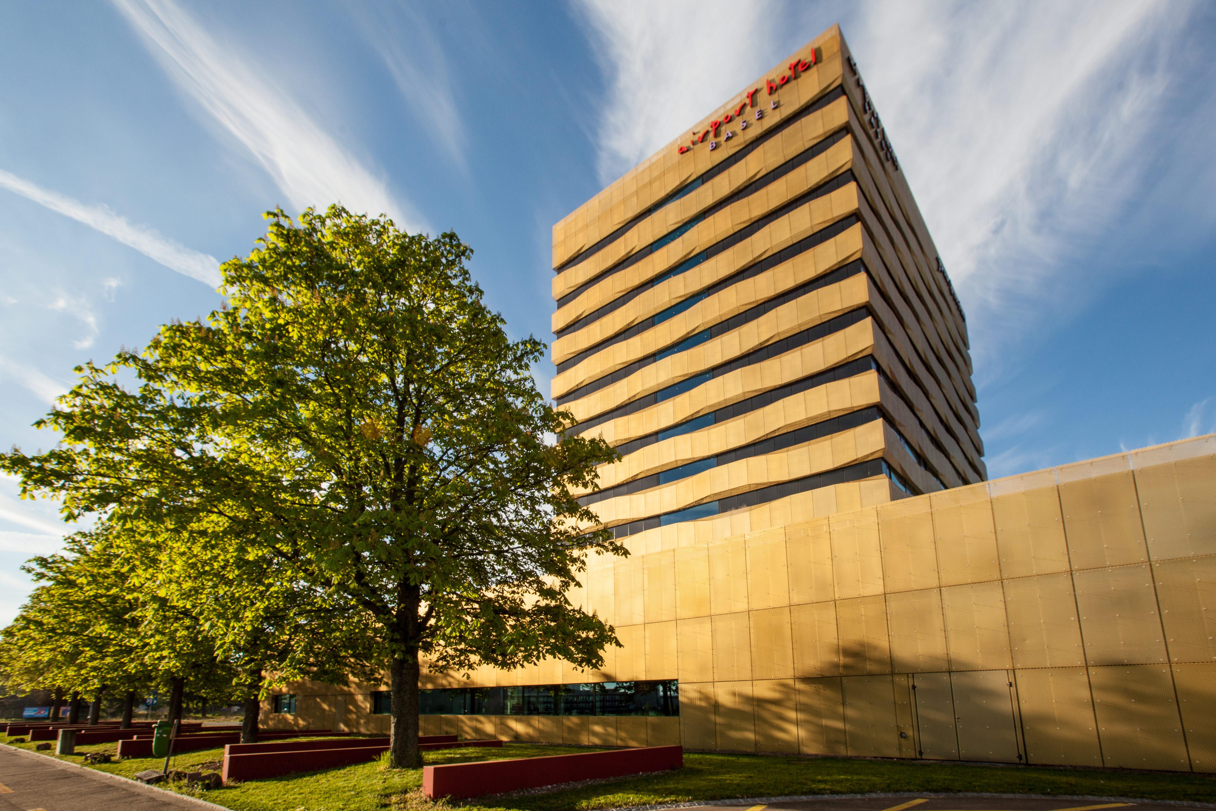 Airport - Convenient & Friendly Hotel 3*