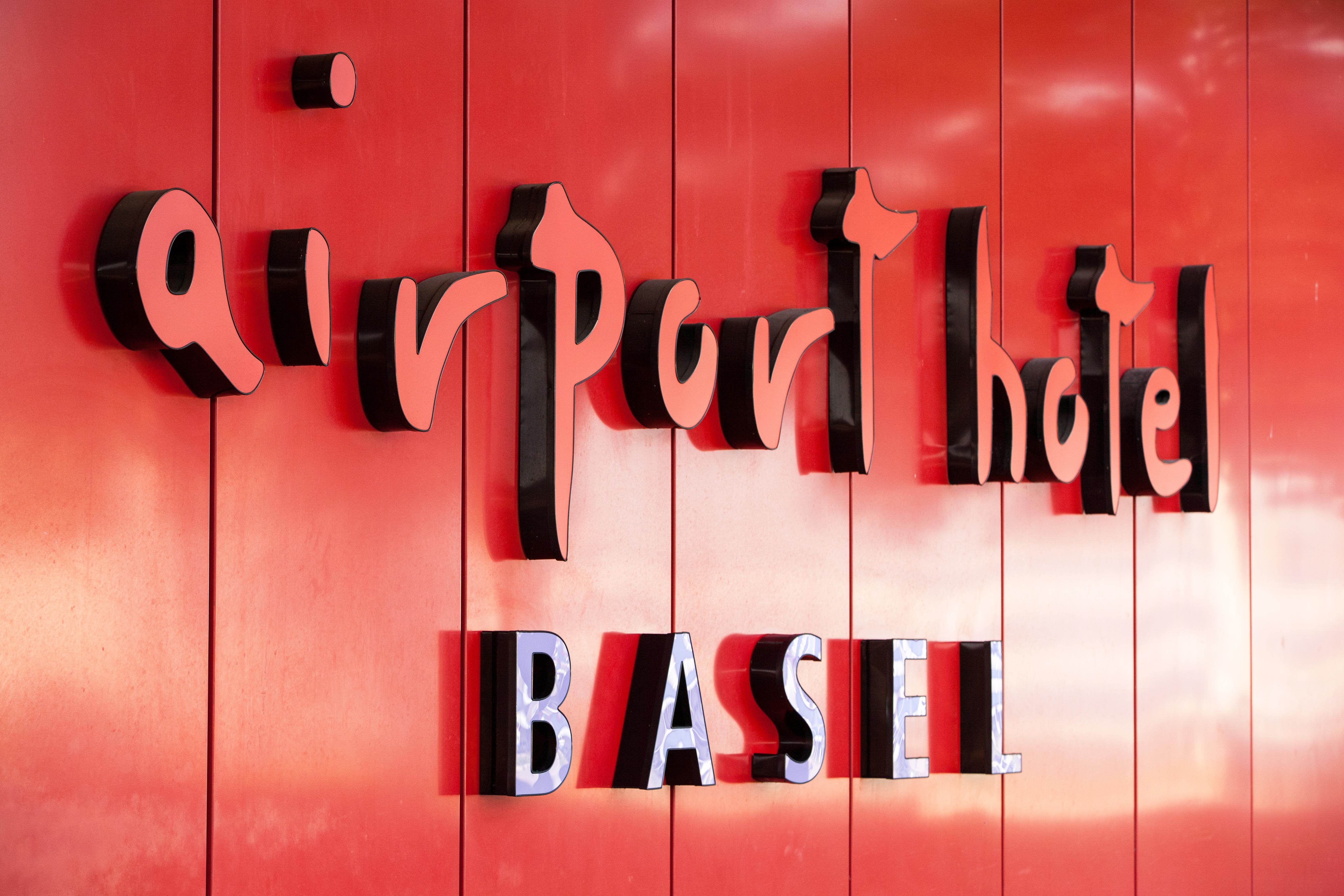 Airport - Convenient & Friendly Hotel 3*