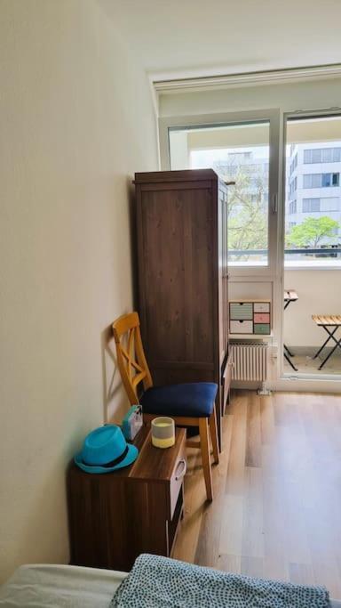 Close To Rhein With Balconies Free Parking Basel