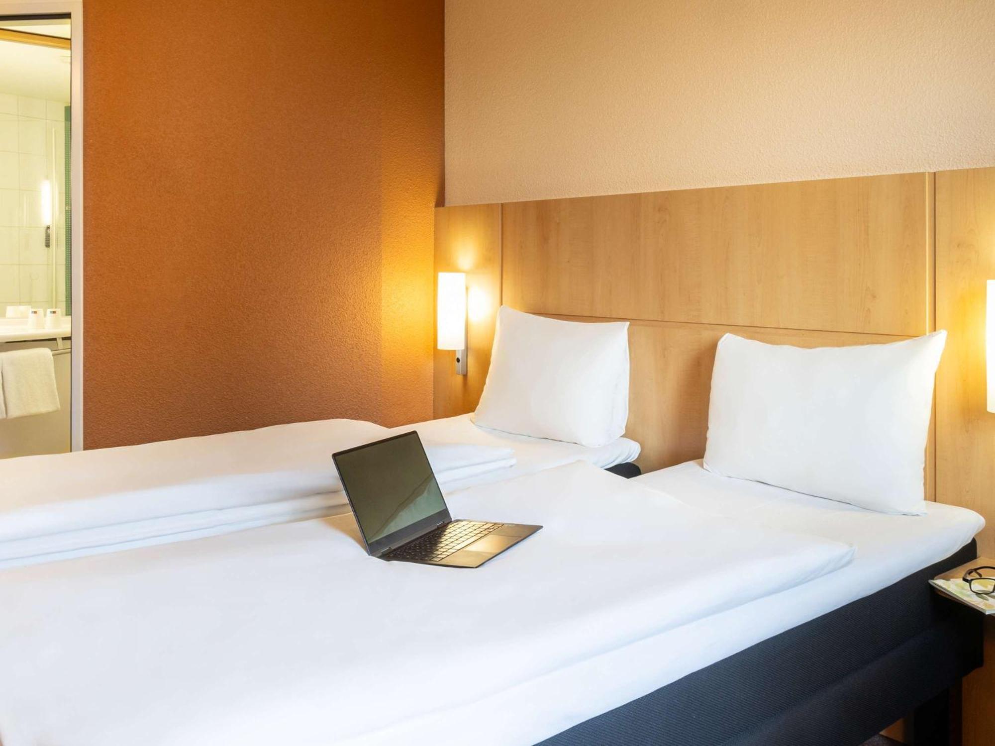 Ibis Bahnhof Hotel