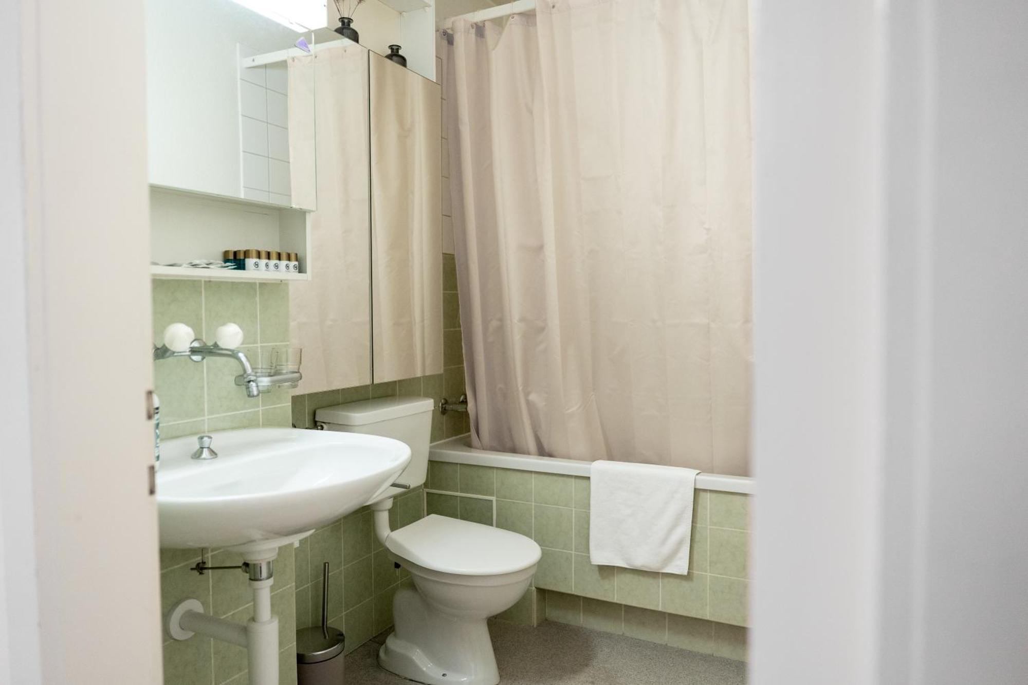 Gemuetliche Grosse Naehe Uni Appartement *