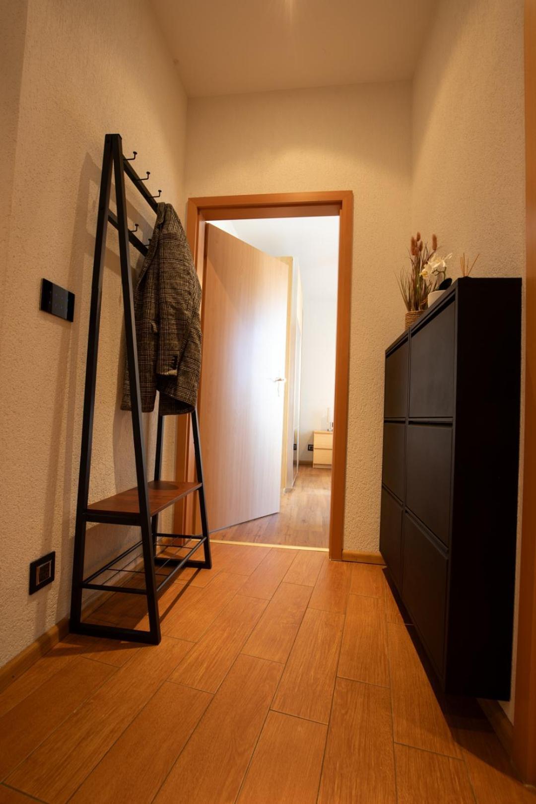 Special Roger F Rabbit 2 Apartment, Roche Towers, 10-star Basel
