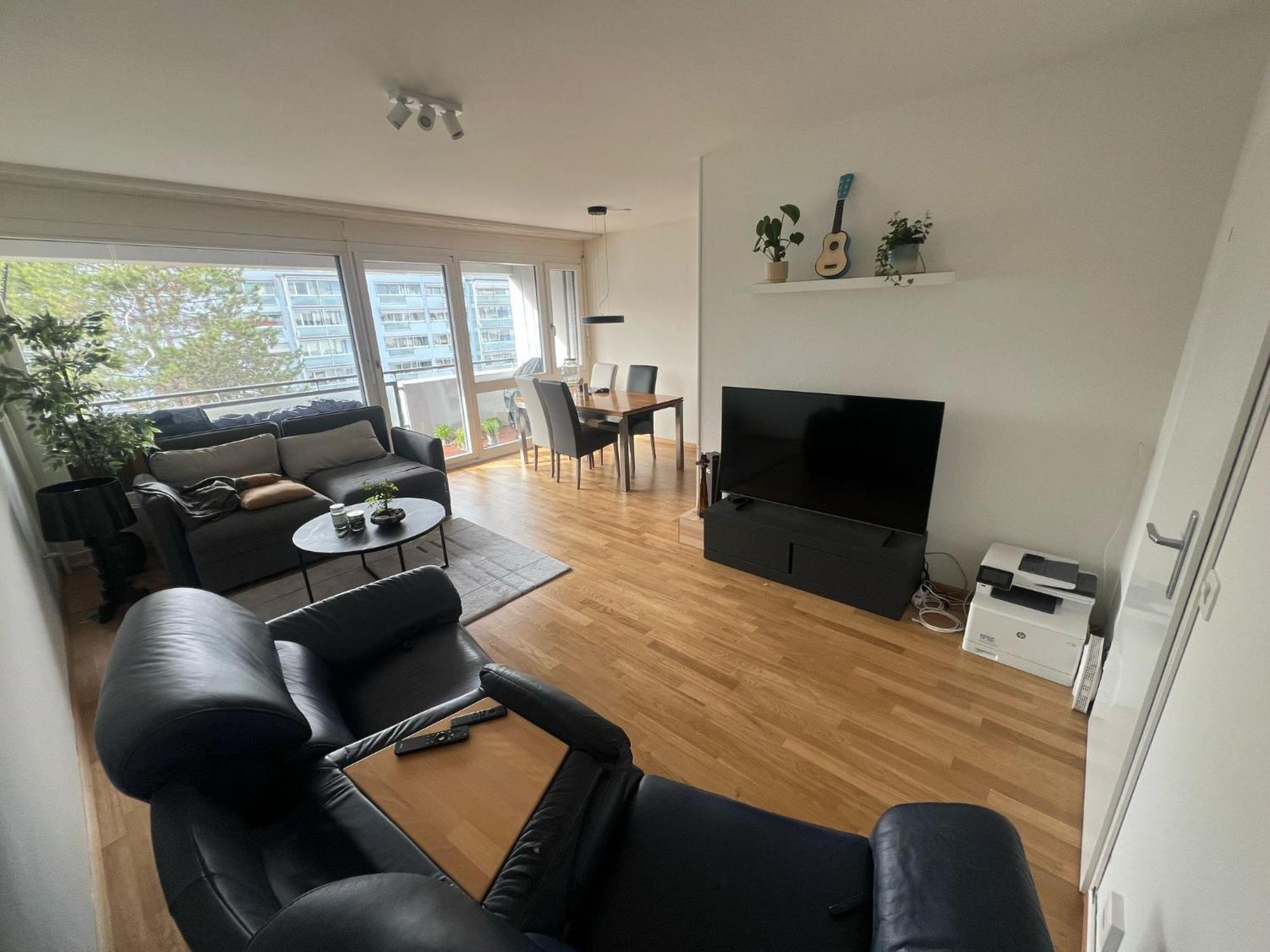 Apartment Moebelierte Mit Balkon Zwischen Bahnhof Und St Jakob *