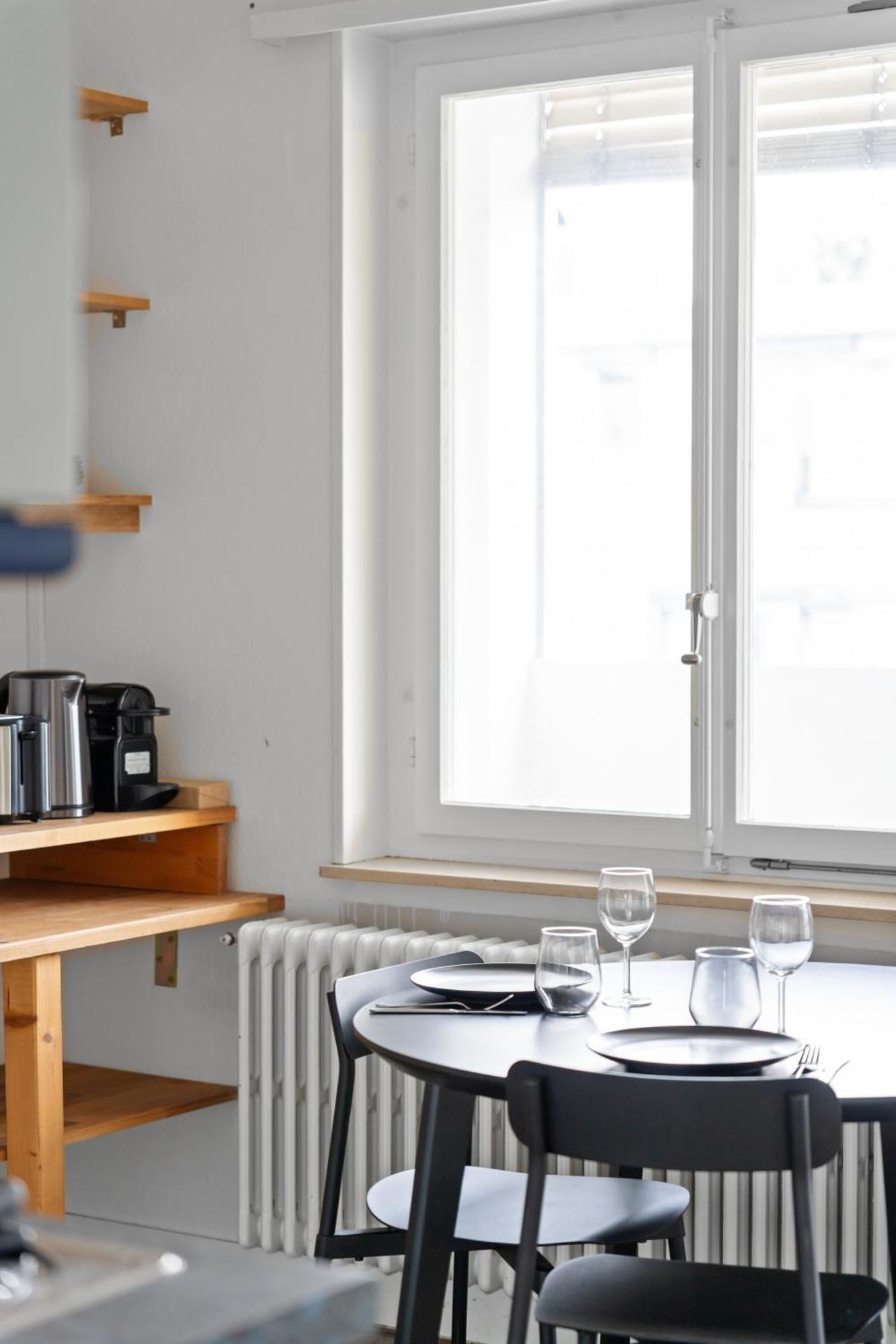 Exquis Design Urban Blue I Altstadt I Messe & Art I Gemeinschaftskueche & -bad Appart hôtel Bâle