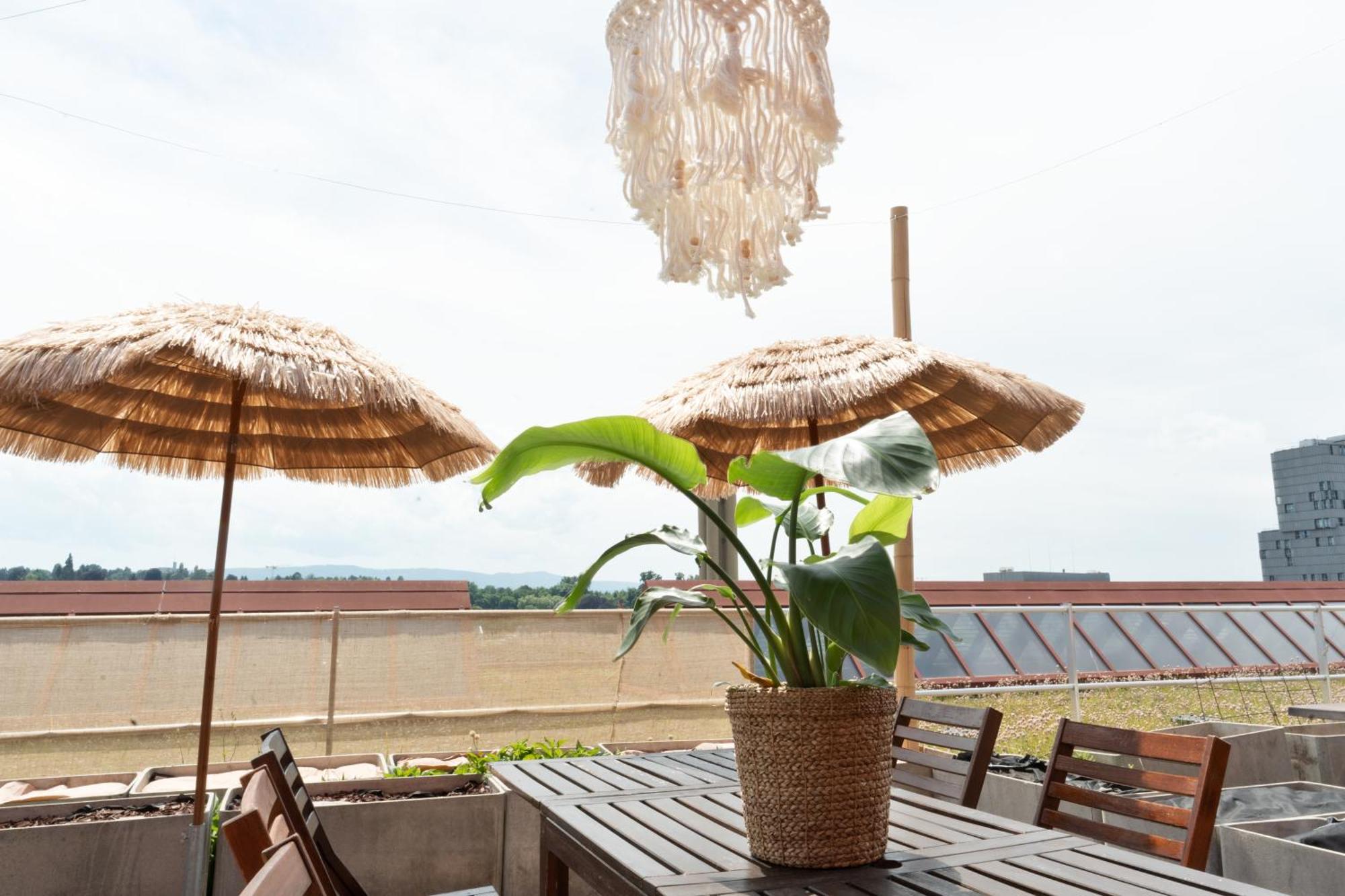 Penthouse Rooftop Loft, 190sq, Panorama View, 1min To Main Station- 5min To *