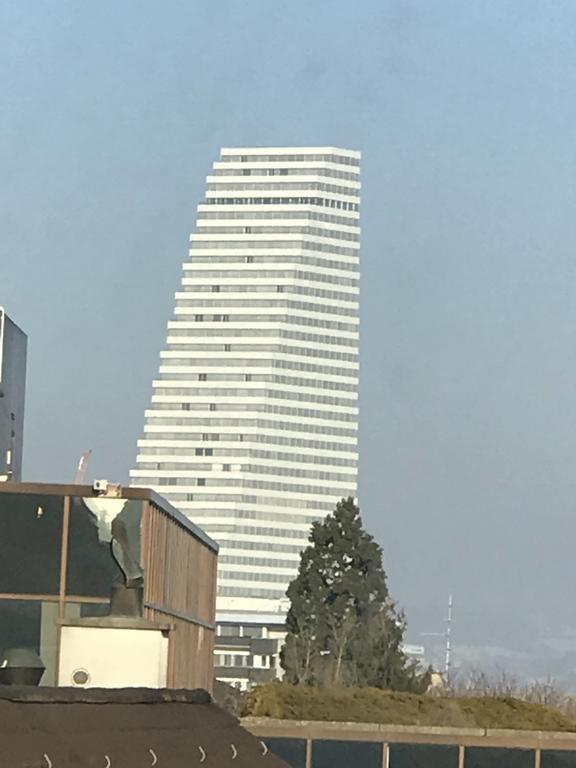 Center *