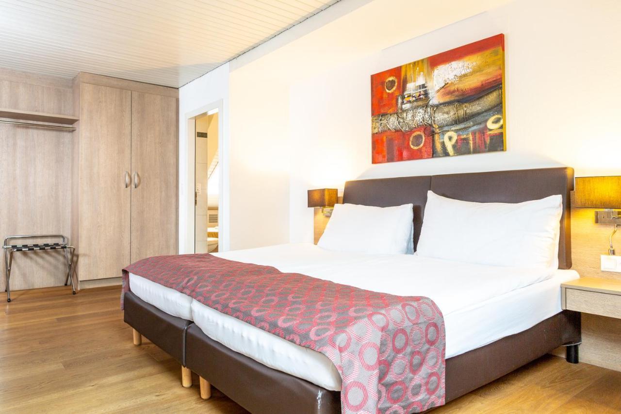 Budget Alexander Hotel