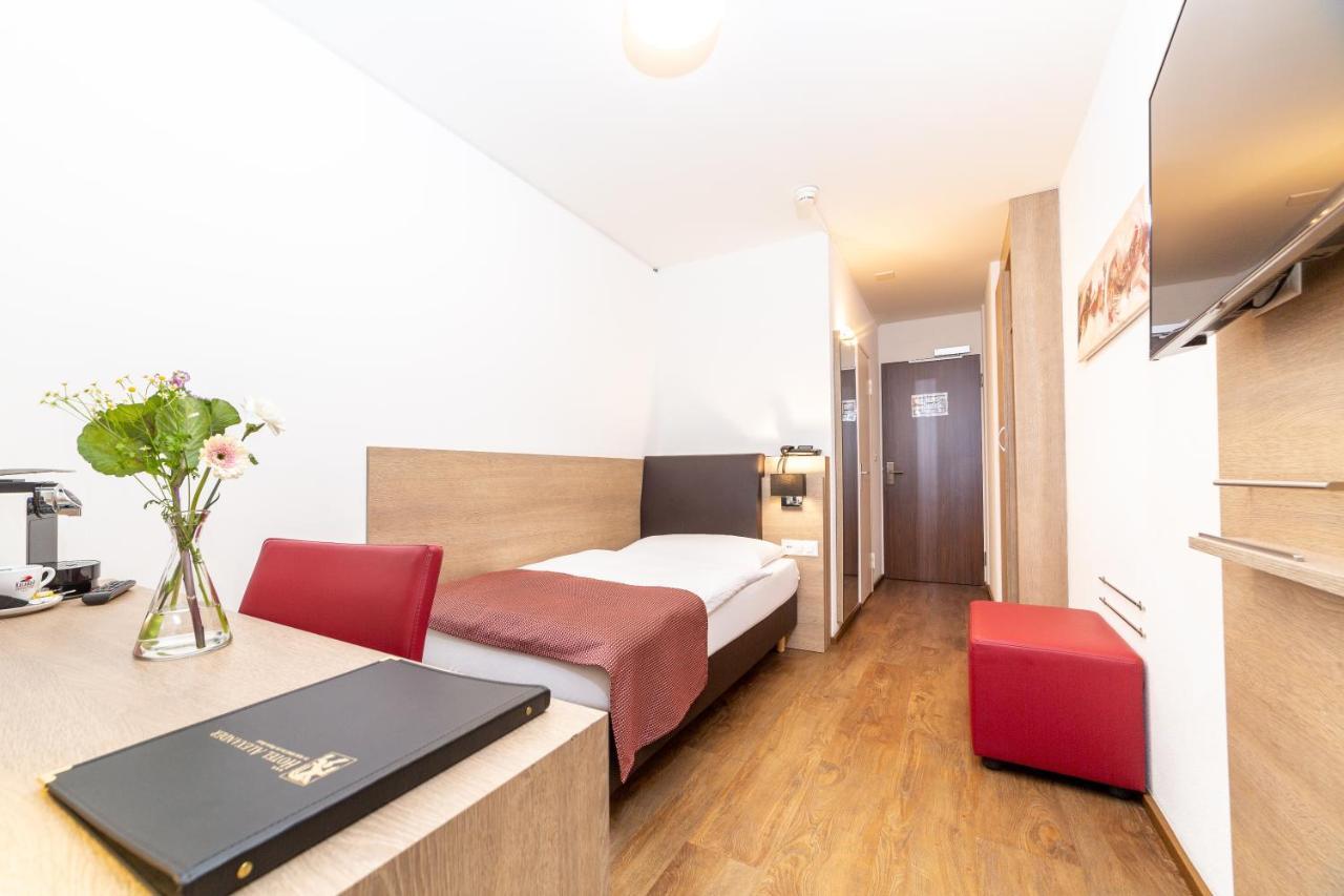 Hotel Budget Alexander 3*